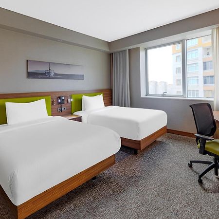 Hampton By Hilton Istanbul Kayasehir Hotel Exterior foto