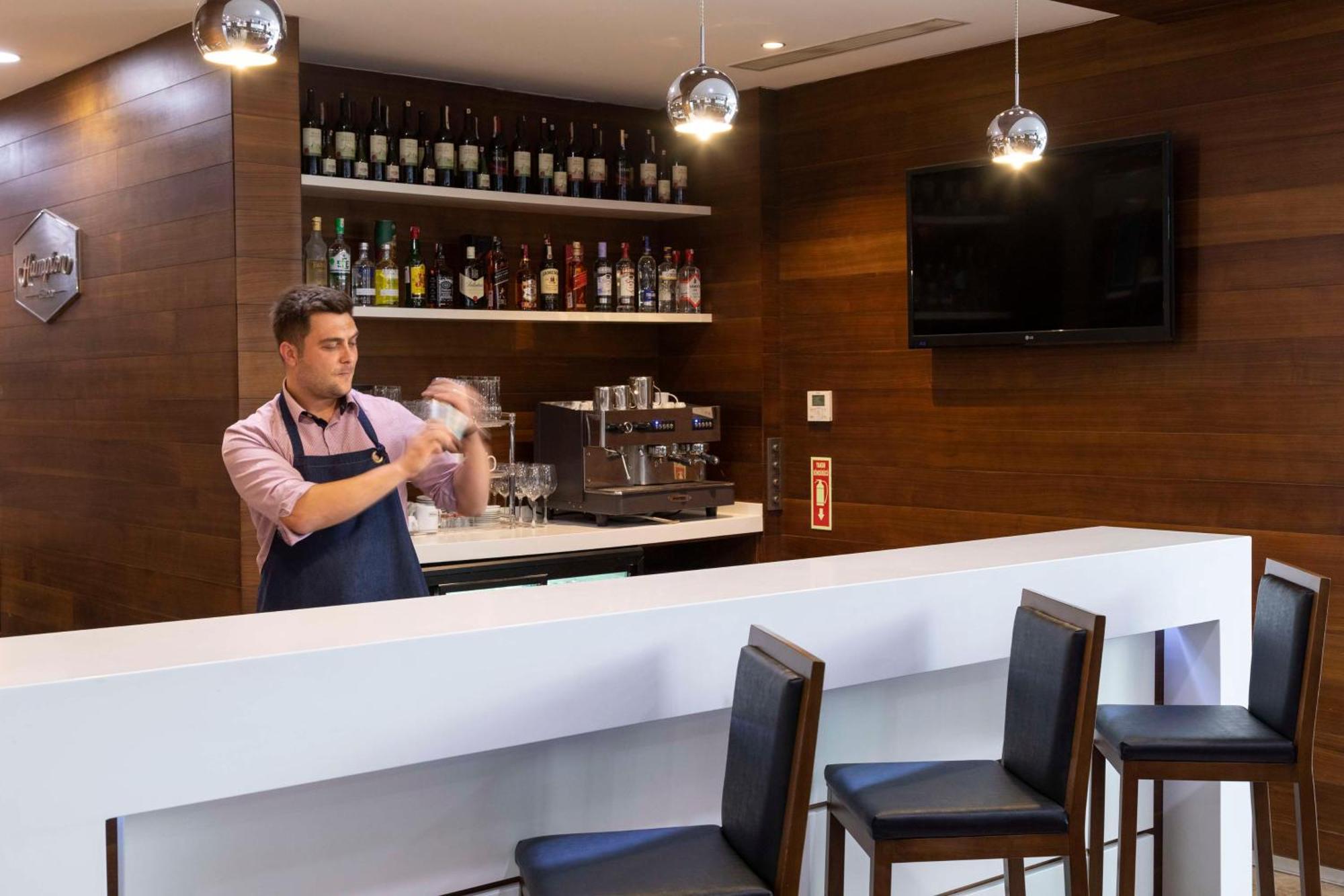 Hampton By Hilton Istanbul Kayasehir Hotel Exterior foto